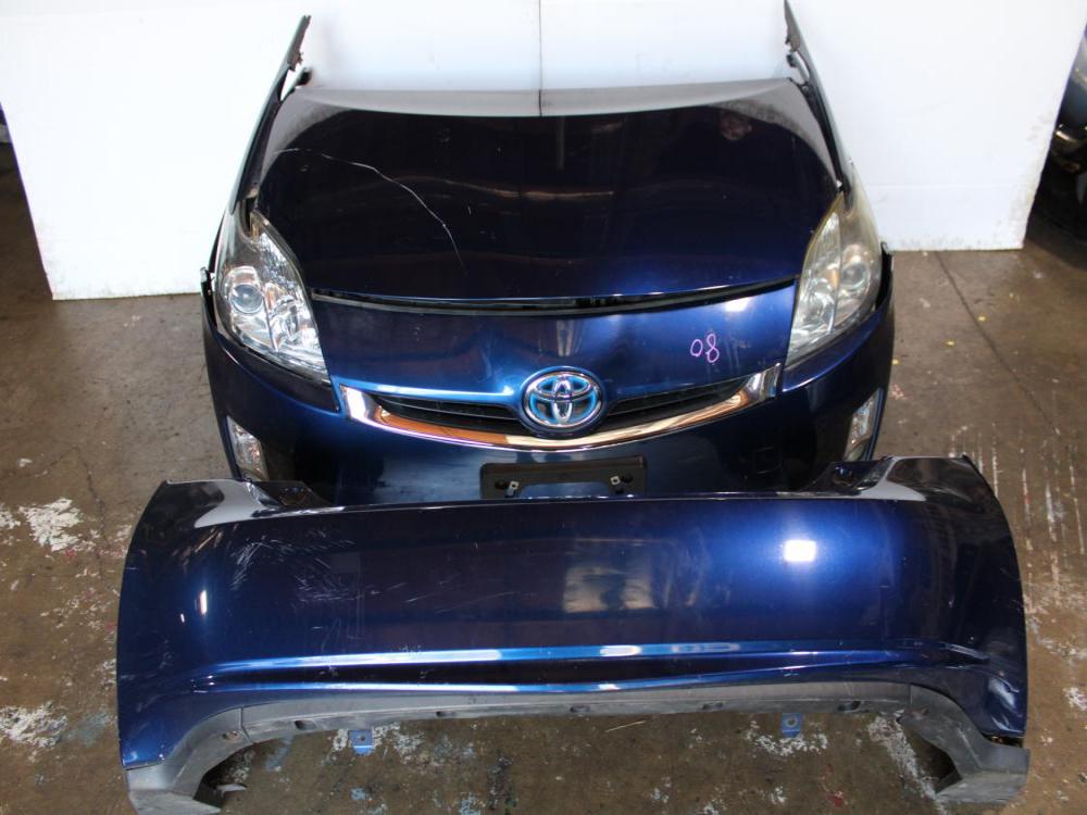 JDM 2010 - 2015 TOYOTA PRIUS 3RD GEN COMPLETE FRONT END NOSE CUT: Image 3