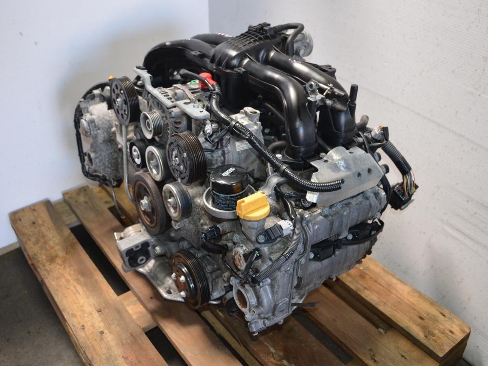 JDM 2013-2018 Legacy Outback 2012-2018 Subaru Forester FB25 DOHC 2.5L Engine: Image 1