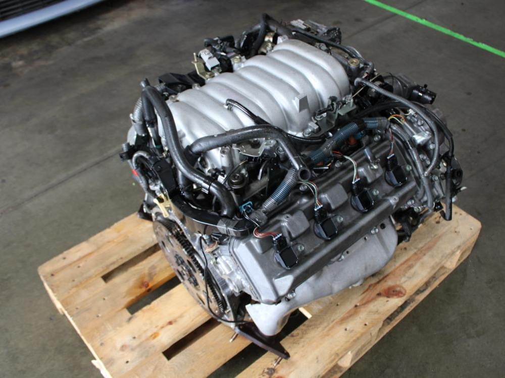 JDM Toyota 1UZ-FE VVTi Engine 1998-2000 Lexus LS400 GS300 SC400: Image 3