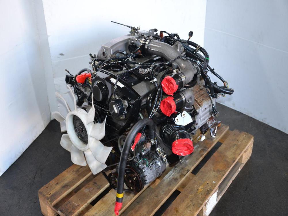 NISSAN SKYLINE R34 RB25DET NEO TURBO ENGINE 2.5L AWD JDM MOTOR ENGINE FOR SALE: Image 1