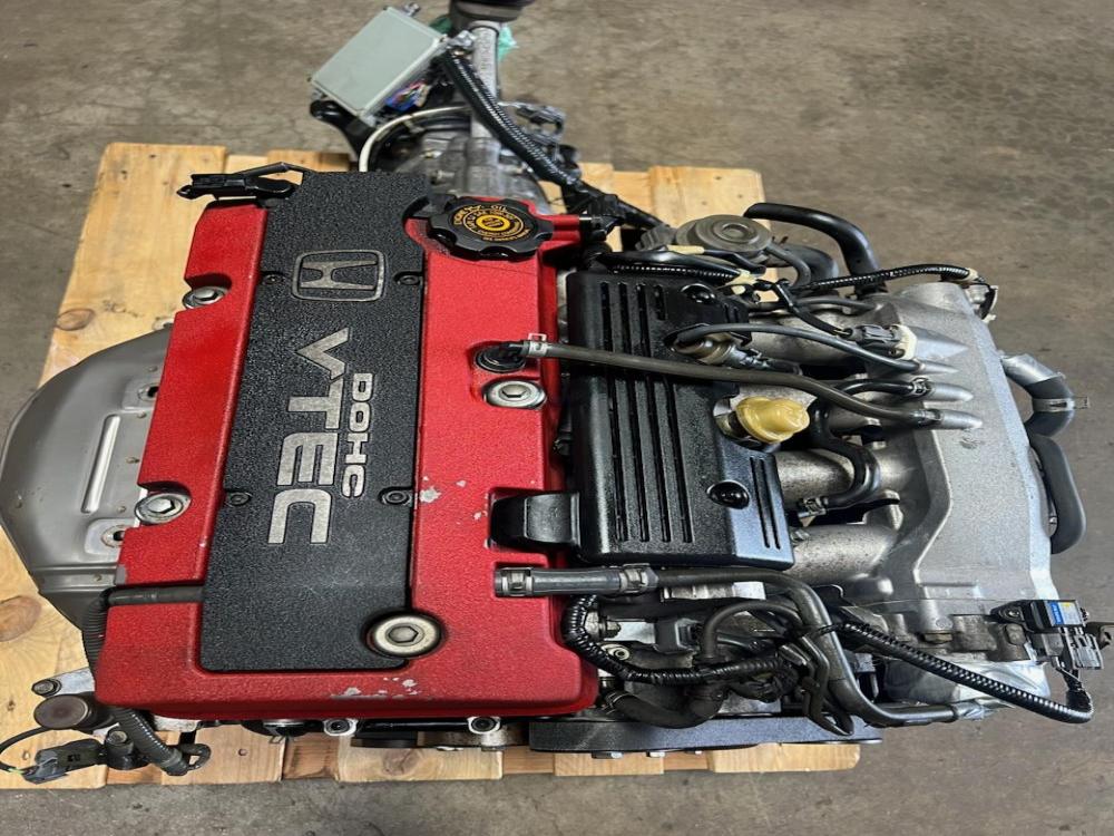2000-2003 JDM HONDA S2000 2.0L ENGINE DOHC AP1 F20C1 WITH 6 SPEED MANUAL TRANSMISSION WITH & ECU HARNESS: Image 1