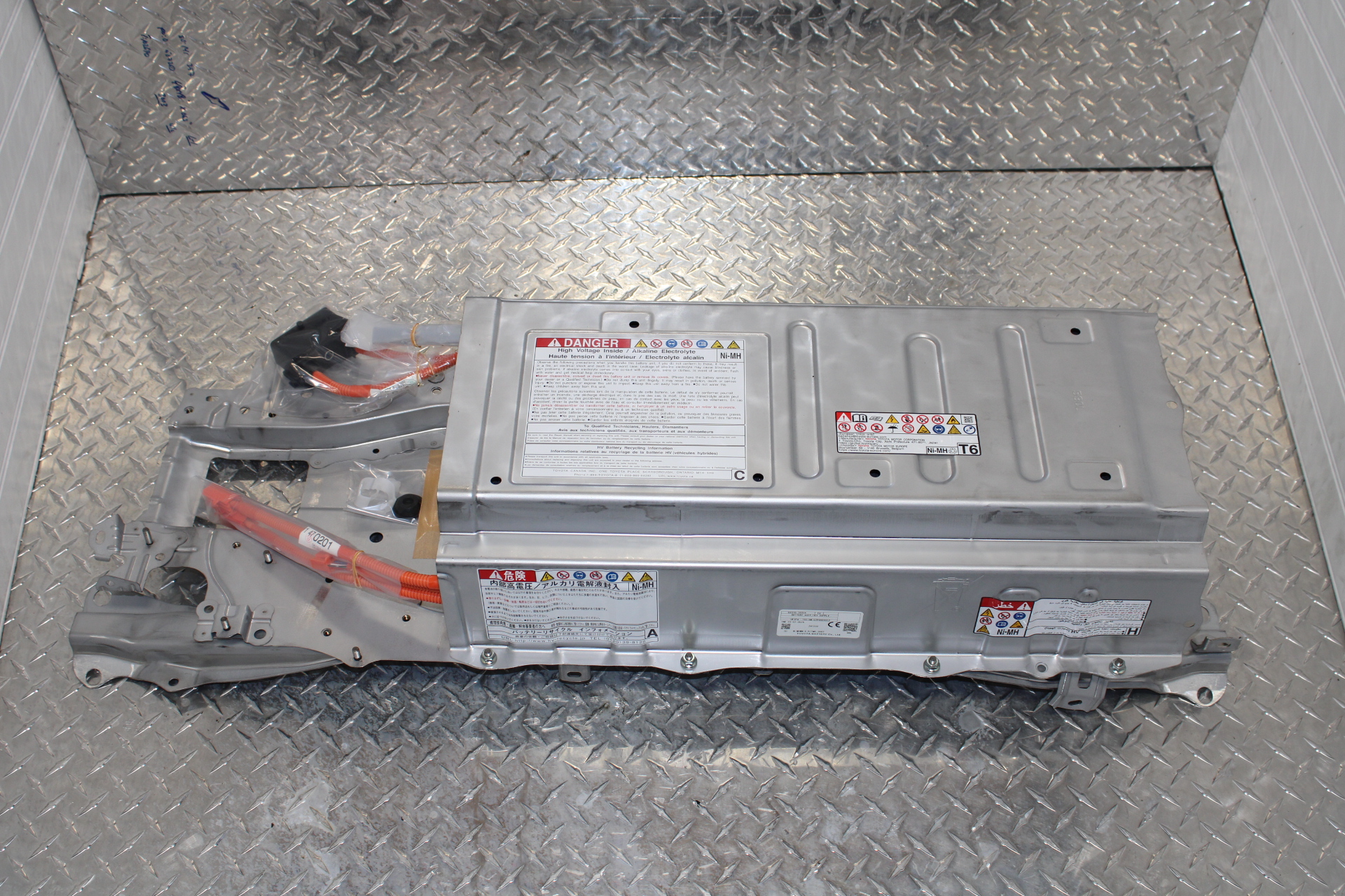 New Toyota Original Battery Pack 2010-2015 Toyota Prius 1.8 Hybrid 2ZR-FXE Imported from Japan (Zero Mile)