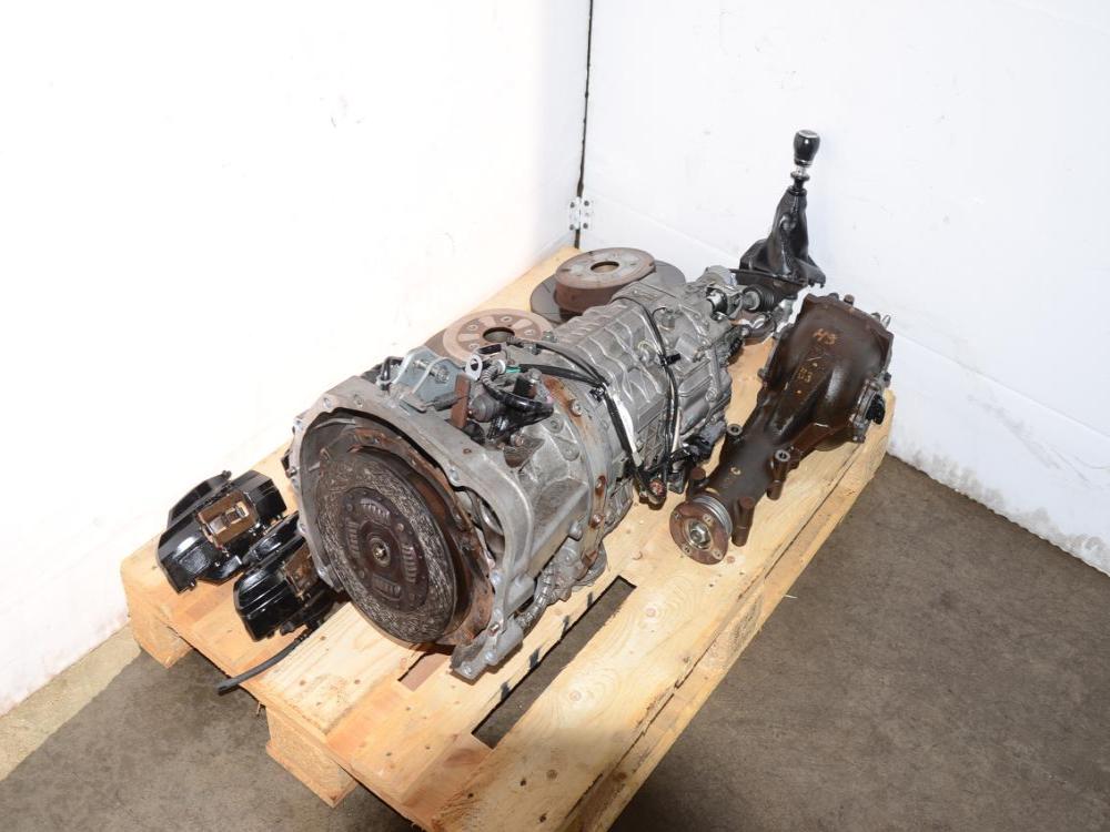 2008-2014 SUBARU STI 6 SPEED MANUAL TRANSMISSION WITH REAR DIFFERENTIAL & BLACK OEM DISK CALIPERS: Image 2