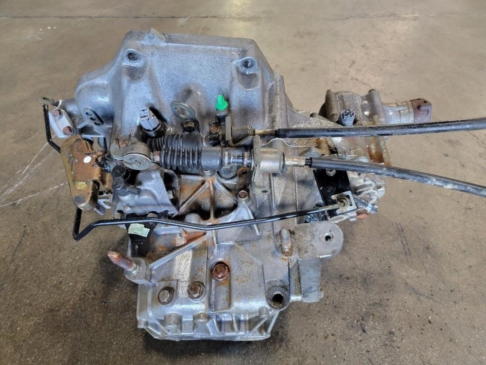 HONDA CRV AWD MANUAL TRANSMISSION MT GEARBOX JDM ALL WHEEL DRIVE 02-07: Image 1