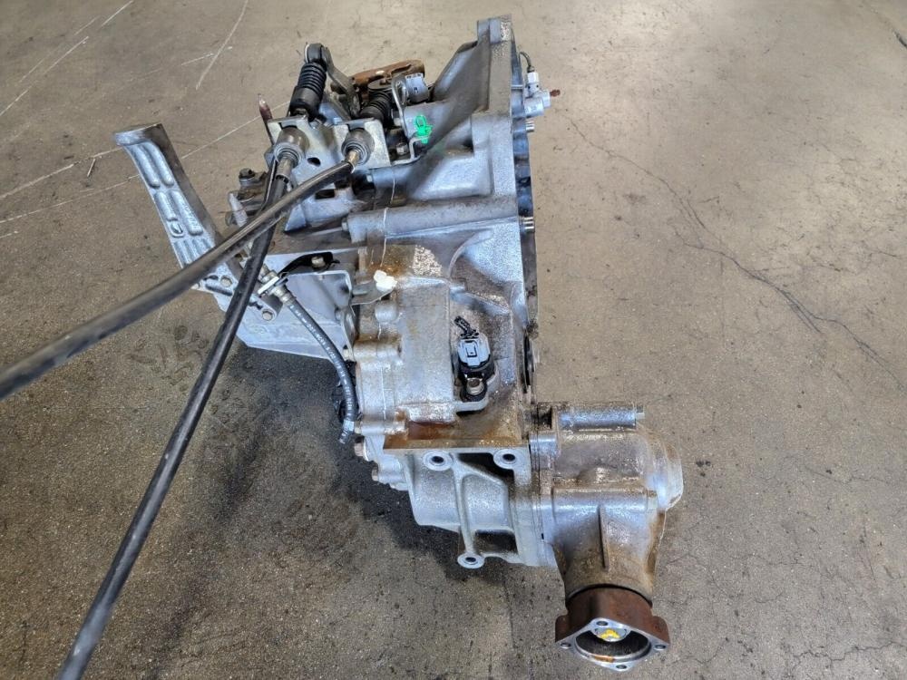 HONDA CRV AWD MANUAL TRANSMISSION MT GEARBOX JDM ALL WHEEL DRIVE 02-07: Image 4