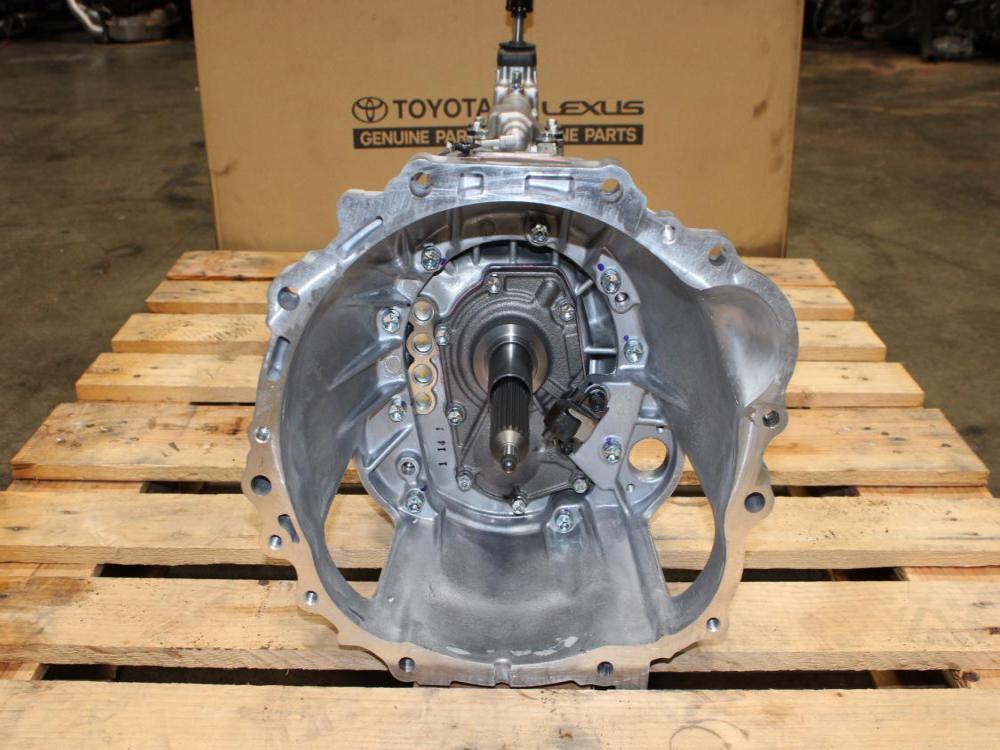 TOYOTA R154 5 SPEED MANUAL TRANSMISSION JDM R154 OEM (0 MILE) BRAND NEW 33030-2A630: Image 1