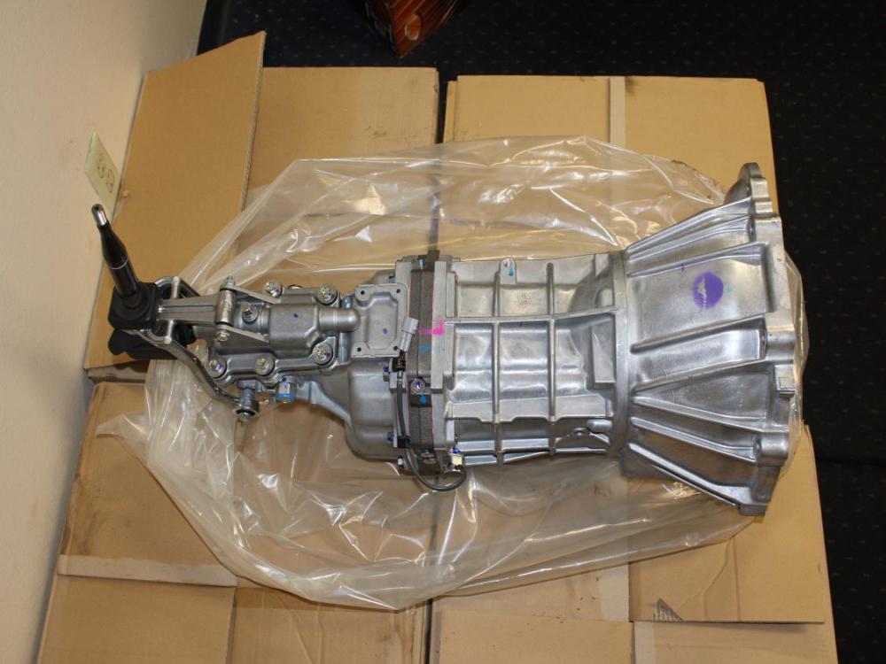 BRAND NEW TOYOTA R154 5 SPEED MANUAL TRANSMISSION R154 OEM (0 MILE) 33030-2A630: Image 2